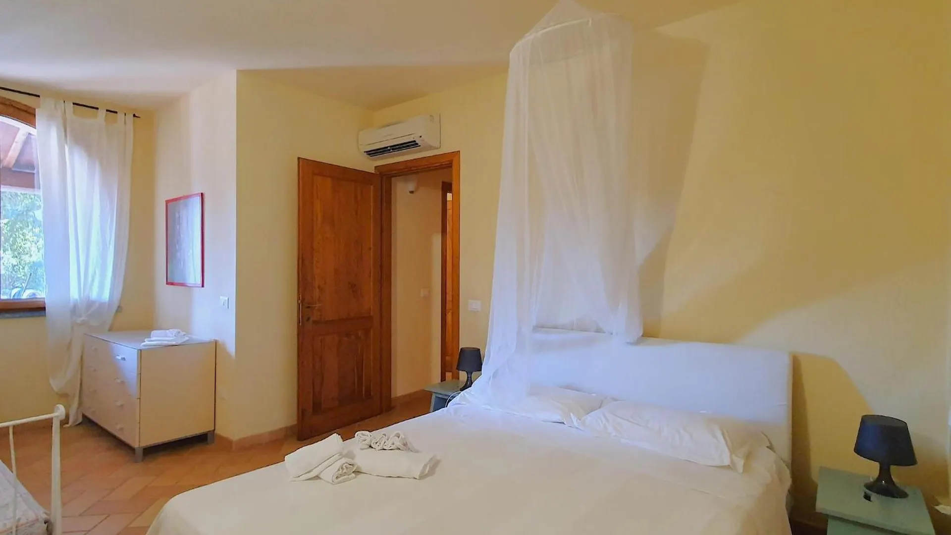 Apartment Property In San Vincenzo